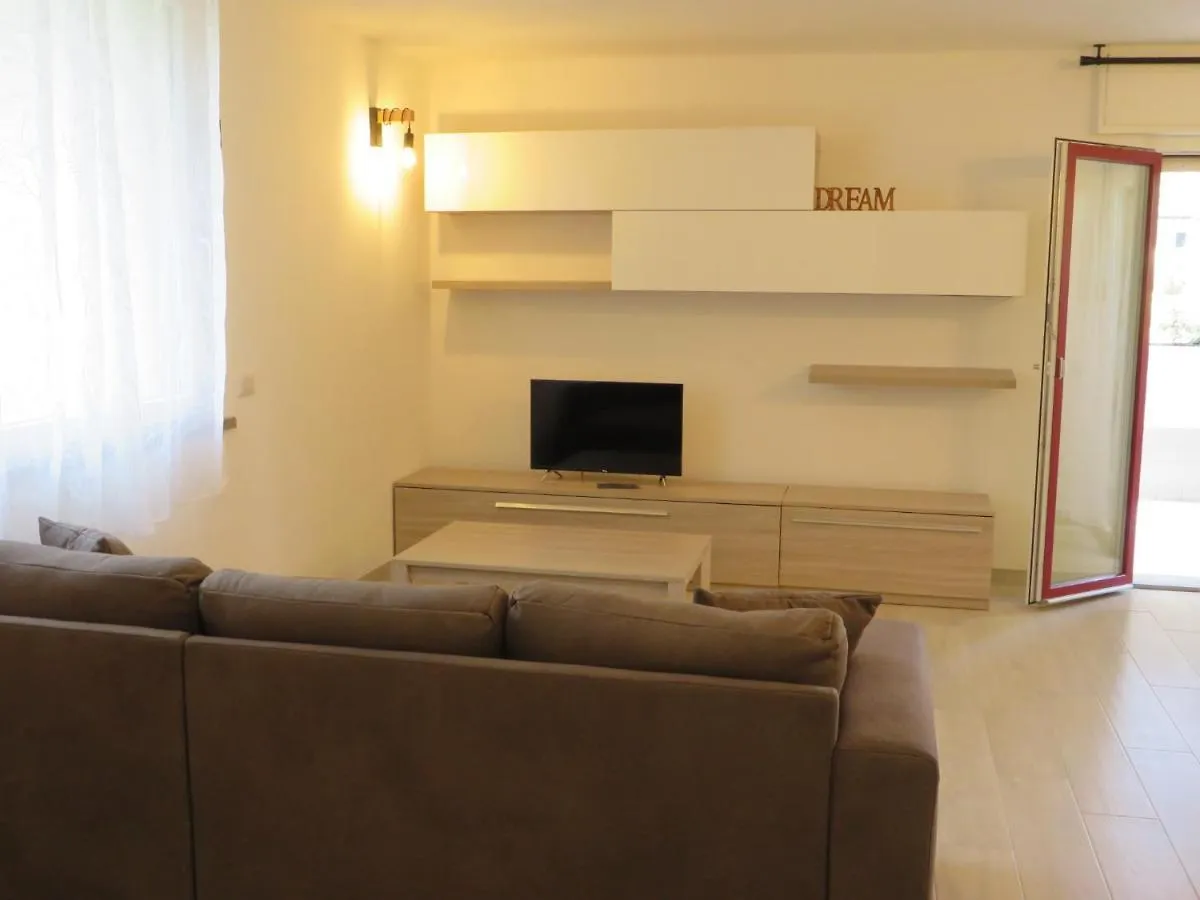 Apartment Appartamento Dante Cervia